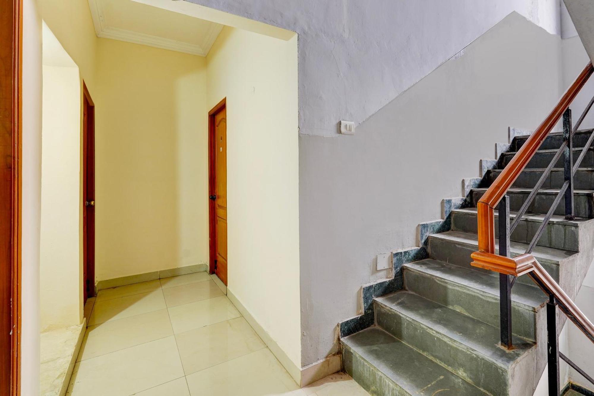 Hotel O Nest Inn Chennai Exterior foto